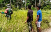 Cegah Karhutla, Pelda Tarmin Edukasi Warga Lubuk Gaung Agar Tidak Membakar Lahan