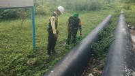 Patroli Jalur Pipa PHR, Koramil 01/Dumai Ingatkan Warga Bahaya Pengeboran dan Pembakaran