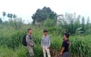 Cegah Karhutla, Babinsa Koramil 03/Sungai Sembilan Patroli dan Edukasi Warga
