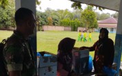 Babinsa Pastikan Pembagian MBG di Sejumlah Sekolah Berjalan Tertib