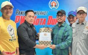 Bambang Prayetno Antar Berkas Pendaftaran, Puluhan Anggota PWI Dumai Turut Mendampingi
