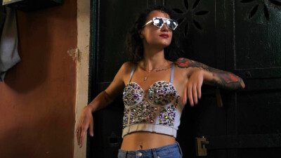 Valle Venia presents new song by LPS feat. Lara: Where will it take me