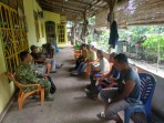Babinsa Koramil 03/Sungai Sembilan Perkuat Komsos Bersama Masyarakat Bangsal Aceh