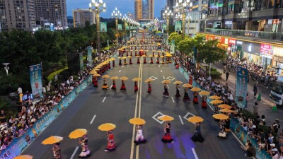 Liangshan, China: 300,000 People Celebrate a Torch Carnival Night