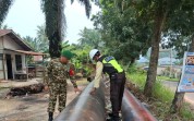 Cegah Gangguan Keamanan, Koramil 01/Dumai dan PHR Sisir Jalur Pipa Minyak