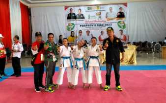 Karateka Group Putri Inhil Persembahkan Medali Emas di Porprov Riau