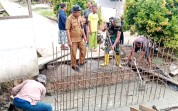 TNI dan Masyarakat Bergotong Royong Bangun Dua Jembatan Beton di Tanjung Penyembal