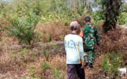 Babinsa Koramil 01 Dumai Edukasi Warga Bagan Keladi Soal Karhutla dan Potensi Banjir