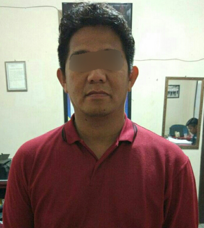 Pelaku Penggelapan Rp. 757 Juta Alokasi Dana Pembelian Kelapa PT PS Kuala Enok Serahkan Diri Kepada Polisi