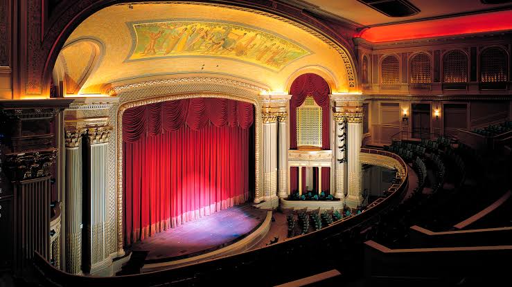 Behind the Performance: Hawaii Theatre Center Subject of New Documentary