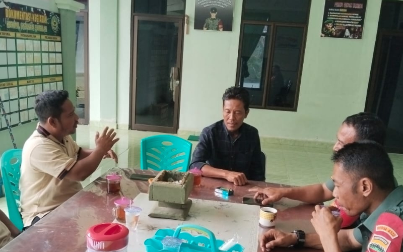 Koramil 03 dan Warga Bersinergi Jaga Lingkungan Lewat Komunikasi Sosial