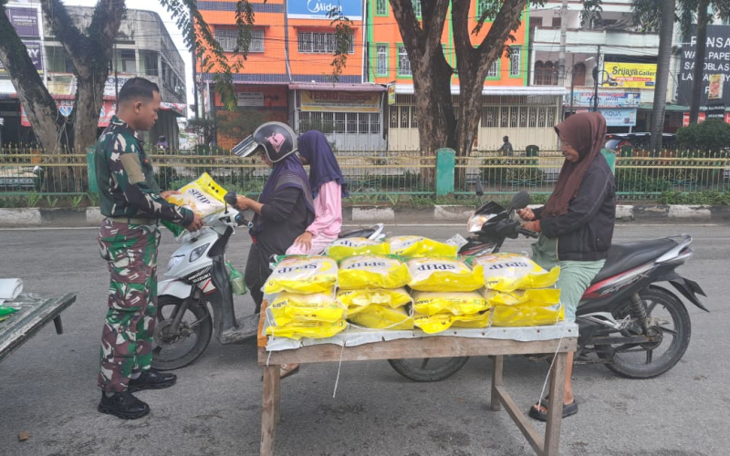 Dandim Letkol Inf Ronald Manurung: TNI Hadir Bantu Masyarakat Lewat Gerakan Pangan Murah