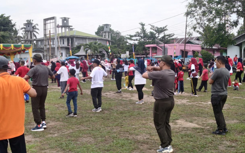 Sempena HUT RI, Koramil 02 Ikuti Jalan Santai