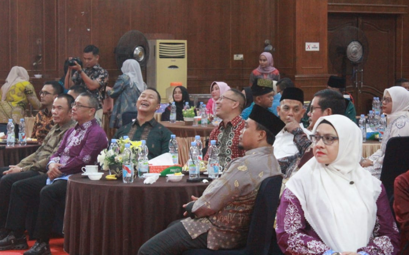 Wali Kota dan Forkopimda Hadiri Malam Purna Tugas Sekda Dumai, Dandim Beri Penghormatan Khusus