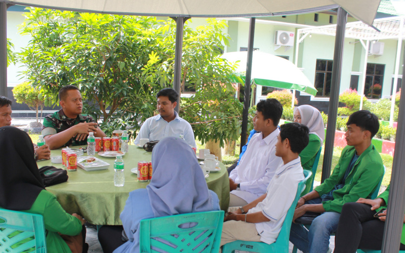 Silaturahmi Antara Kodim 0320 Dumai dan BEM, ini Pesan Letkol Inf Antony