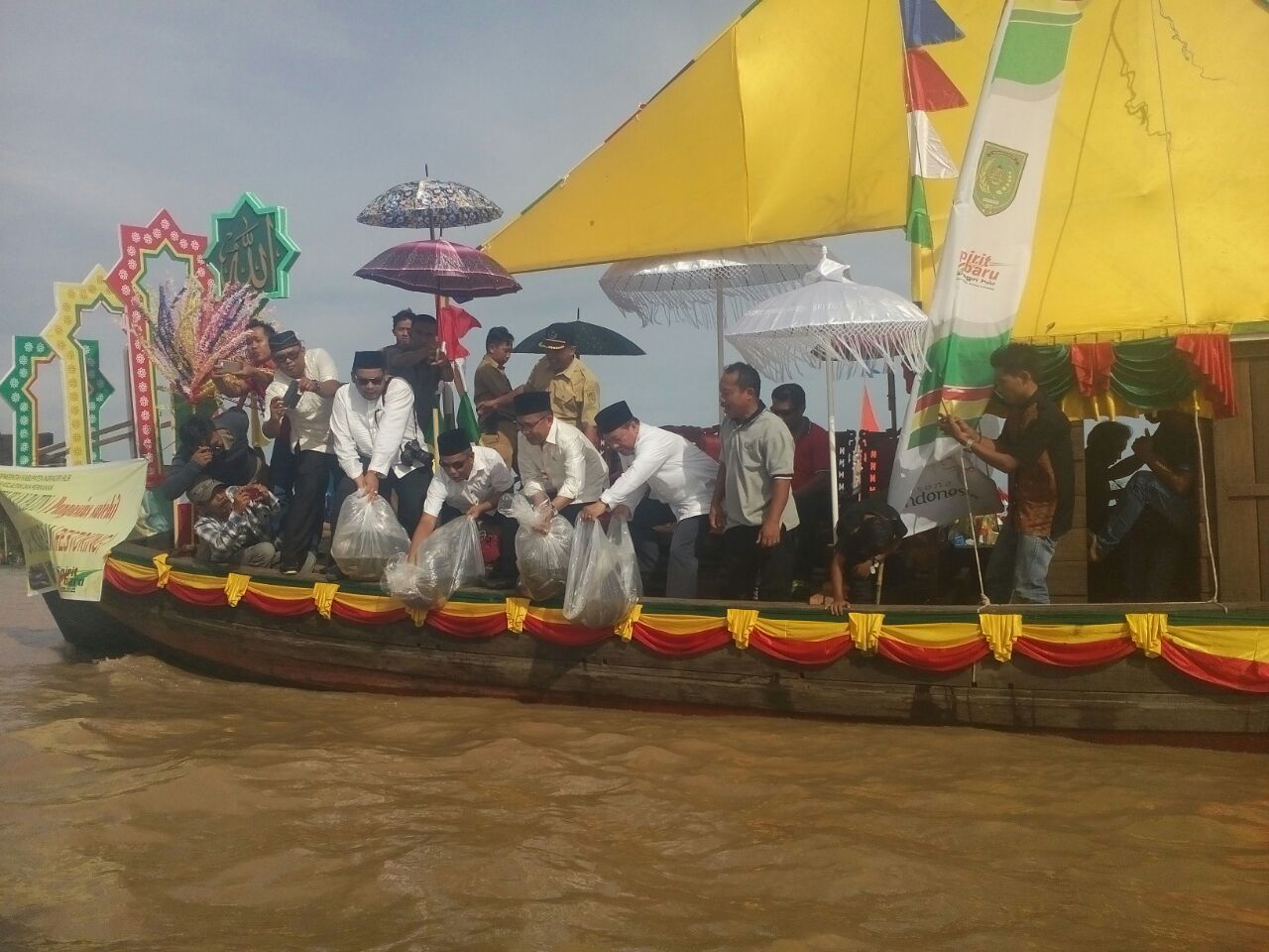 Pompong Hias Meriahi Tahun Baru Islam di Inhil