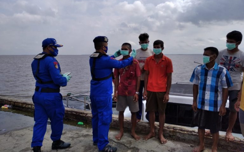 Kompolnas RI Apresiasi Ditpolair Riau Sosialisasikan Protokol Kesehatan ke Nelayan
