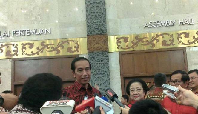 Jokowi: Ganggu Saya, Bu Mega akan Turun Tangan