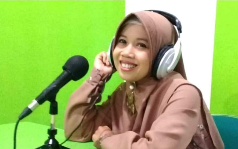 Fitri Rdj Kenalkan EP Nasyid Terbaru Saat Talkshow di MQFM Bandung