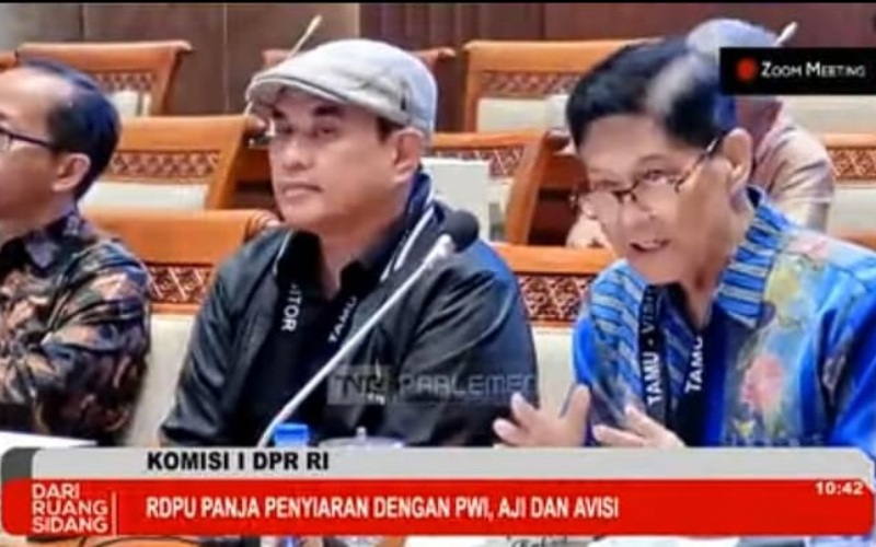 RDPU Komisi I DPR RI, Ketum PWI Pusat Zulmansyah Soroti Dampak Revisi UU Penyiaran