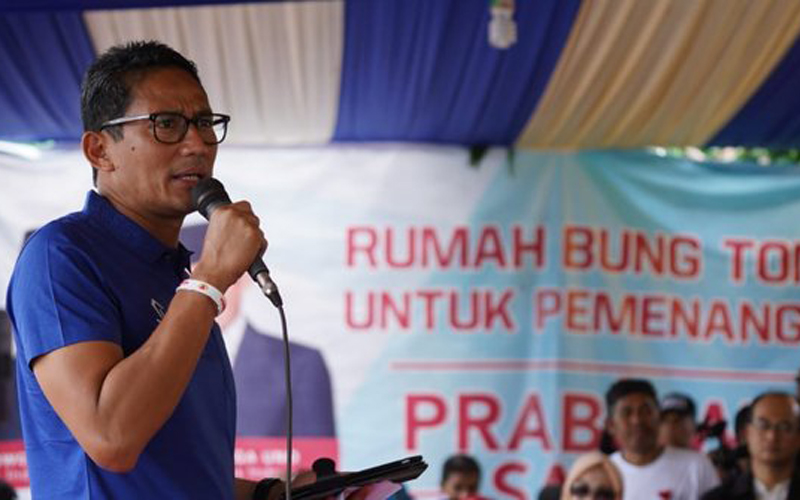 Kampanye Terbuka di Bekasi, Cawapres Sandiaga Uno Disawer Pendukung