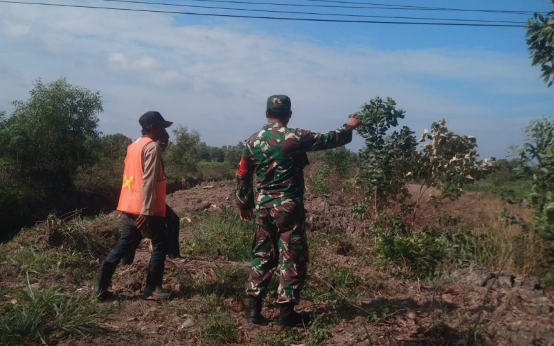 Wilayah Rawan Karhutla, Koramil 01/Dumai Lakukan Patroli