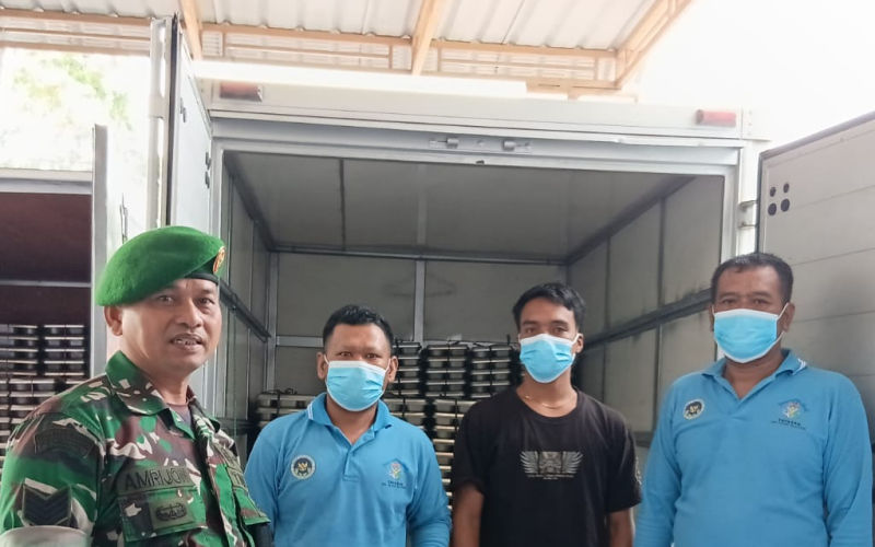 Kodim Dumai Melalui Babinsa Kawal Program Makanan Bergizi Gratis bagi Pelajar