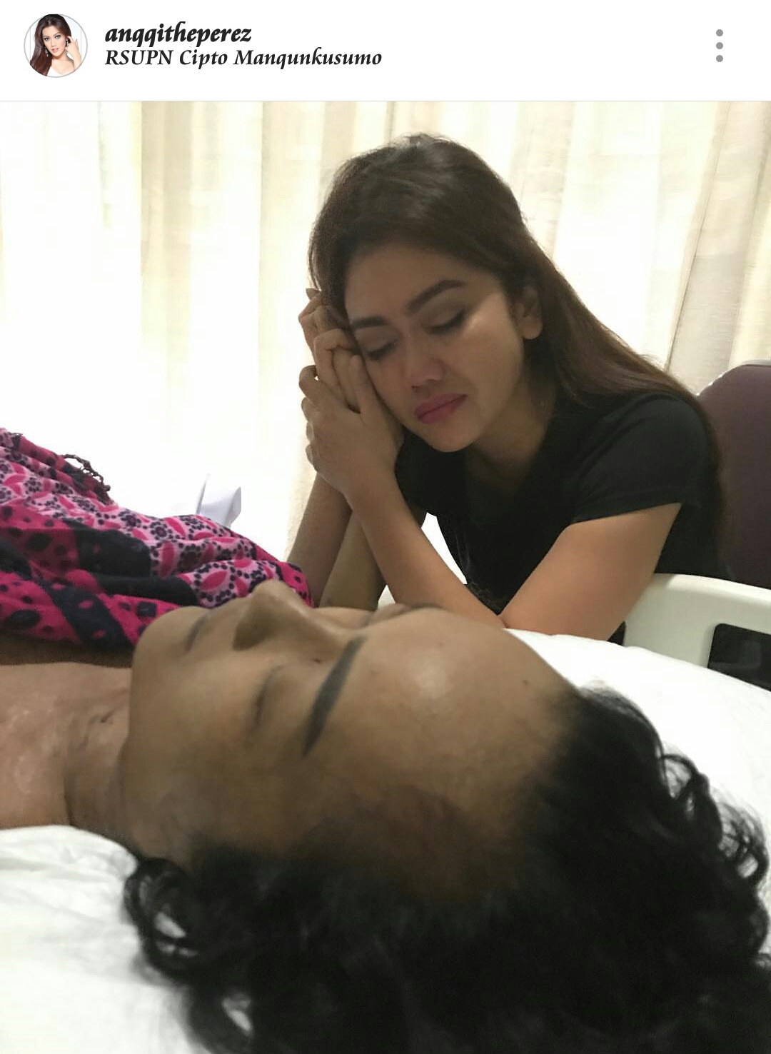 Julia Perez Meninggal Dunia