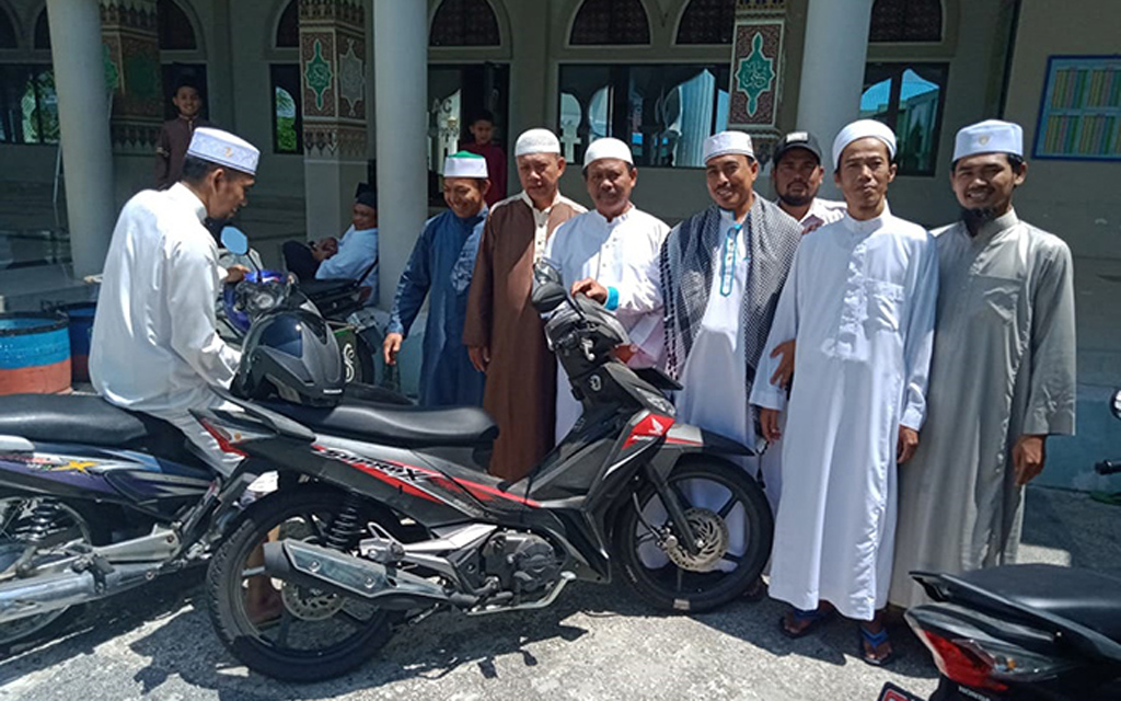 Imam Masjid Agung Istiqomah Bengkalis Dapat Motor Dinas