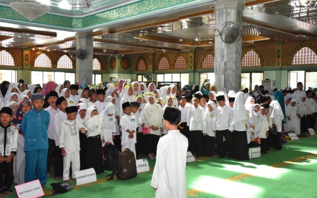 Launching Akbar DDSQ, Seribu Anak dan Ortu Kumpul di Masjid Istiqomah