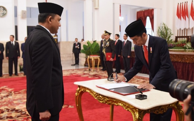 Presiden Jokowi Minta Heru Winarko Bawa Standar KPK ke BNN