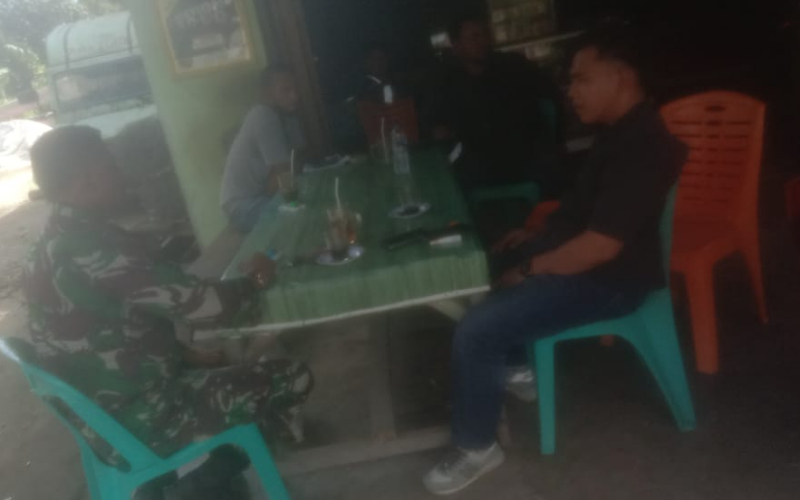 Pererat Silaturahmi, Komunikasi Sosial Digelar oleh Babinsa dari Koramil 03