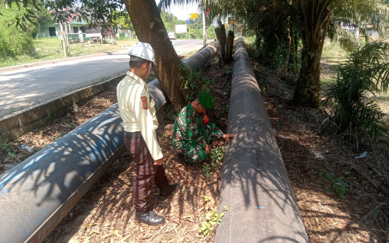 Patroli Babinsa Serka Suandi Tingkatkan Keamanan Fasilitas Strategis