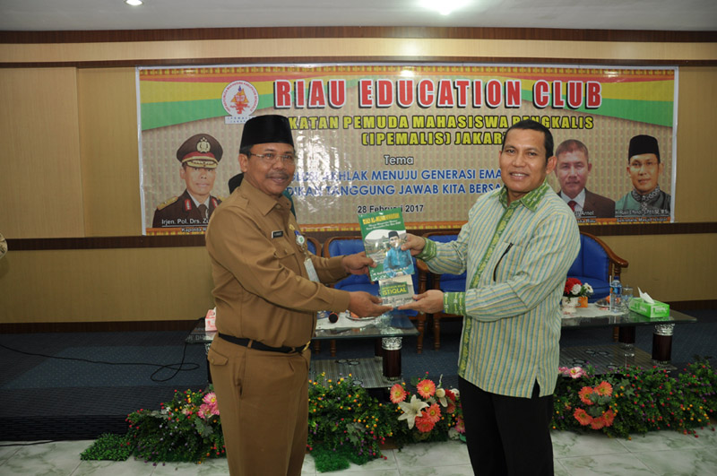 Ipemalis Jakarta Taja Riau Education Club di Negeri Junjungan
