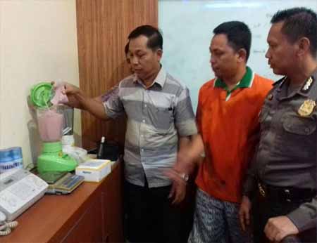 Mantap...! Polresta Pekanbaru Musnahkan 854 Pil Ekstasi Asal Aceh 