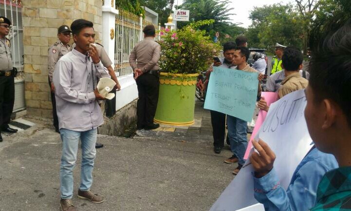 Kejati Riau Didesak Usut Tuntas Dugaan Korupsi Dana Bansos 2013 Pelalawan