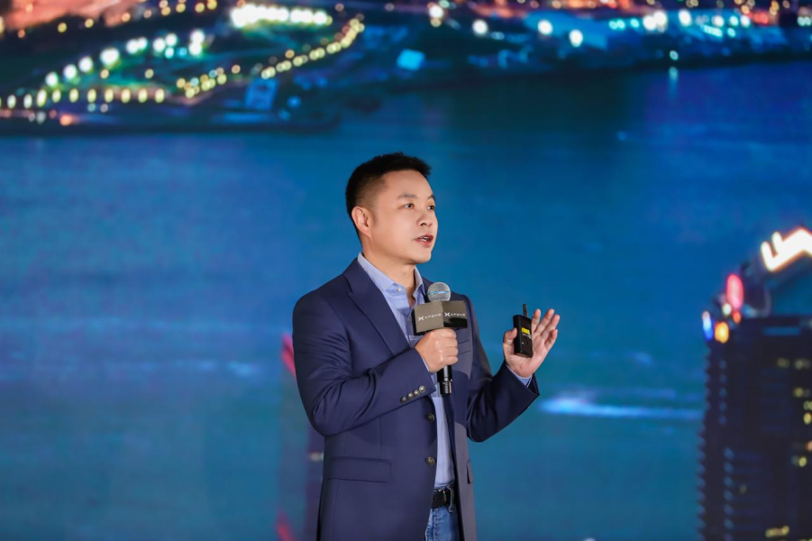 XPENG Memperkenalkan Upgrade Strategi AI Tech Tree untuk Membentuk Ulang Mobilitas Masa Depan, Meluncurkan Mobil Flagship X9 2025