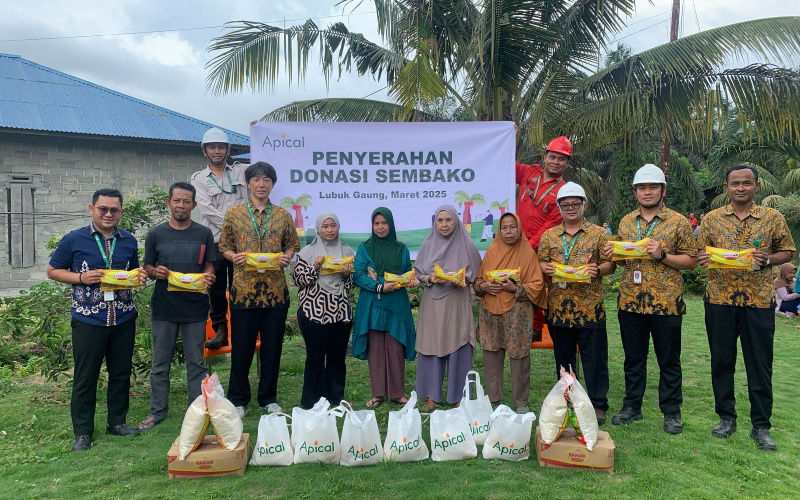 Berbagi Berkah Ramadan, Apical Salurkan Ribuan Sembako untuk Masyarakat Dumai