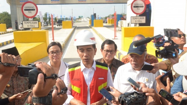 Jokowi Ingin Biaya Logistik Murah