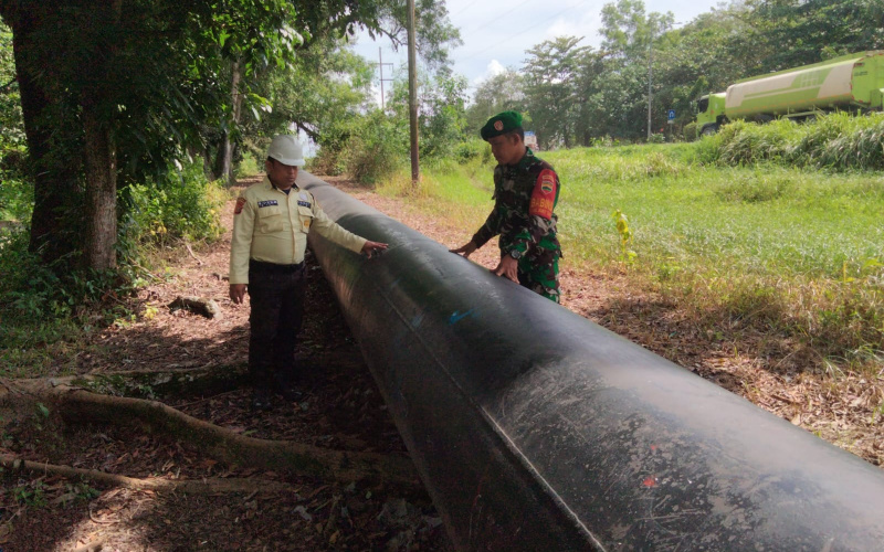 Cek Keamanan Pipa Minyak, Koramil 01 Dumai Kolaborasi Dengan PT PHR