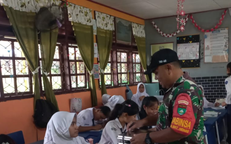 Sertu Roni Sandra: Makanan Bergizi Penting untuk Tumbuh Kembang Generasi Penerus