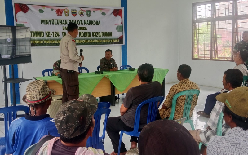 TNI Manunggal Membangun Desa Kodim 0320 Dumai Gelar Penyuluhan Hukum