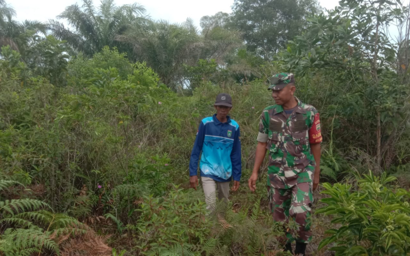 Pencegahan Karhutla oleh Personil Babinsa Mundam
