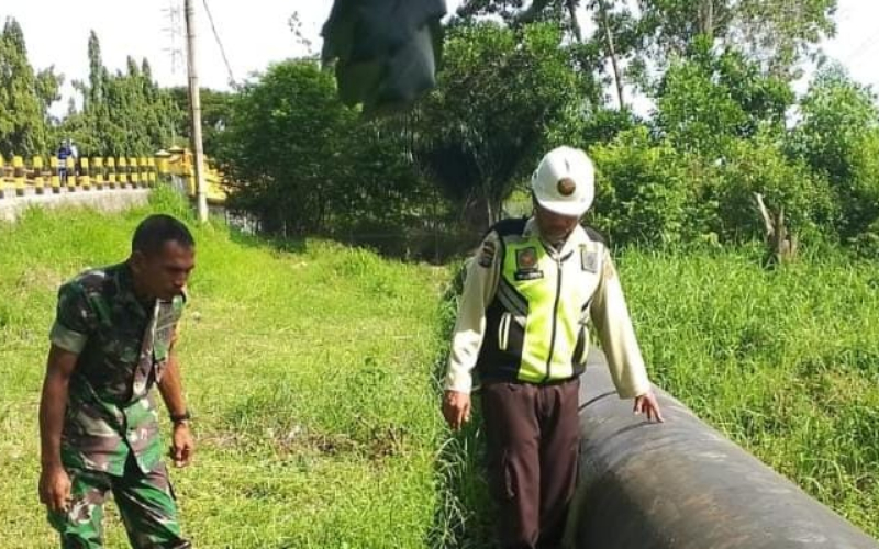 Pastikan Jalur Pipa Aman, Koramil 01 Dumai Intensifkan Patroli Bersama SKK Migas
