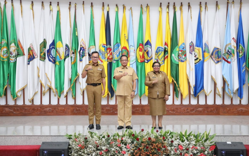 Wemendagri Bima Arya dan Ribka Haluk Siap Bekerja Keras Jalankan Tugas