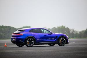 Four Extreme Driving Tests: LUXEED Showcases Stormax’s Performance and Handling