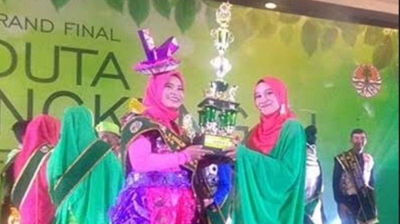 Aulia Andini Didaulat Jadi Duta Lingkungan Kota Pekanbaru 2018