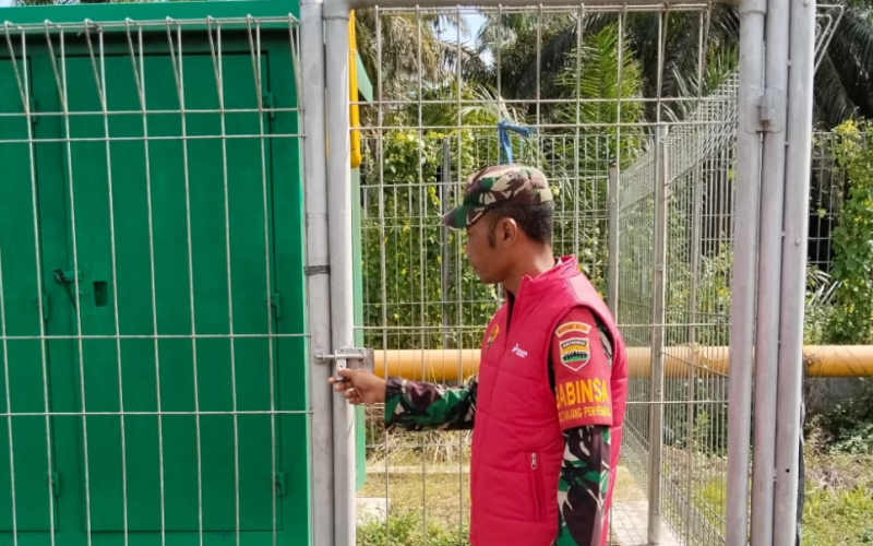 Babinsa Koramil 03 Patroli Pengawasan di Area Off Take Station PT SDO