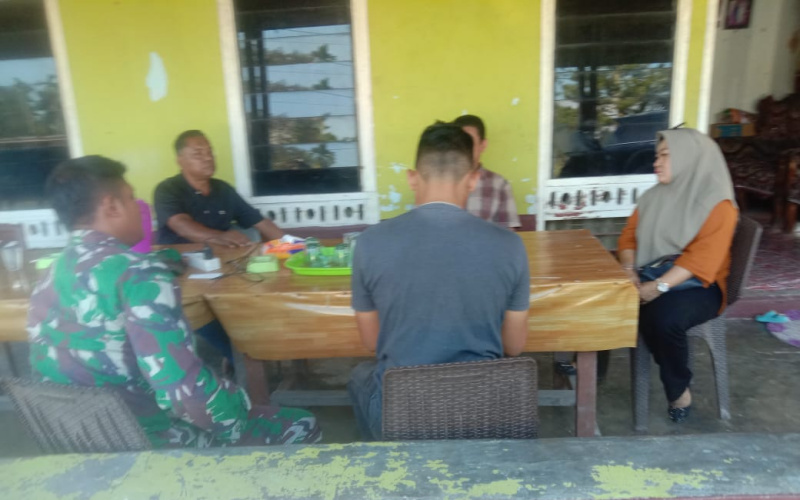 Babinsa Koramil 03 Sei Sembilan Laksanakan Giat Komunikasi Sosial, ini yang Dibahas