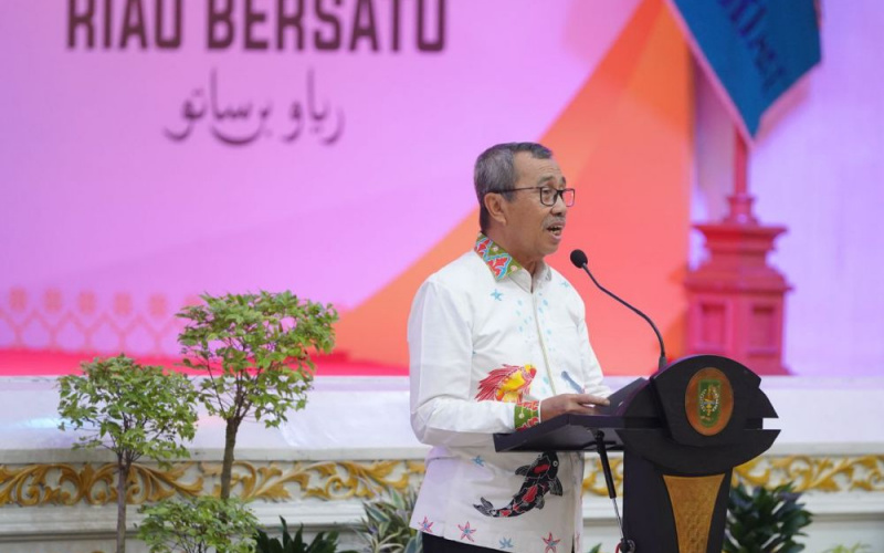 Pisah Sambut Kajati Riau, Gubri Sampaikan Pesan Membangun